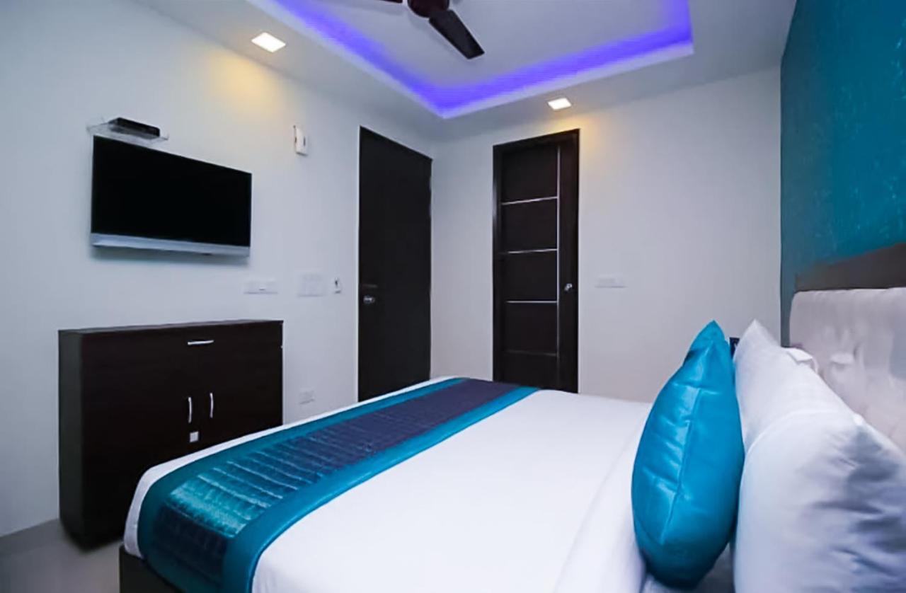Hotel Tourist Plaza In Mahipalpur New Delhi